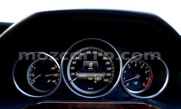 Comprar Usado Mercedes‒Benz E-Class Branco Carro em Maputo em Maputo Comprar Usado Mercedes‒Benz E-Class Branco Carro em Maputo em Maputo