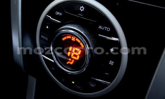 Comprar Usado Isuzu KB Branco Carro em Maputo em Maputo Comprar Usado Isuzu KB Branco Carro em Maputo em Maputo