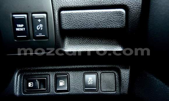 Comprar Usado Nissan Navara De outros Carro em Maputo em Maputo Comprar Usado Nissan Navara De outros Carro em Maputo em Maputo