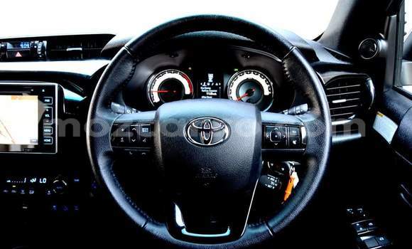 Comprar Usado Toyota Hilux Branco Carro em Maputo em Maputo Comprar Usado Toyota Hilux Branco Carro em Maputo em Maputo