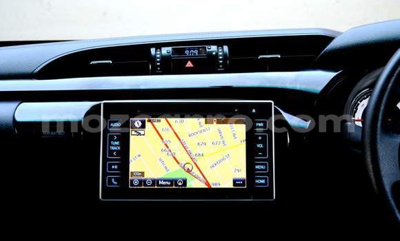 Comprar Usado Toyota Hilux Branco Carro em Maputo em Maputo Comprar Usado Toyota Hilux Branco Carro em Maputo em Maputo