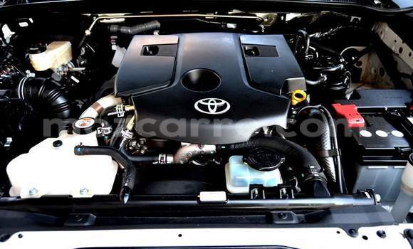 Comprar Usado Toyota Hilux Branco Carro em Maputo em Maputo Comprar Usado Toyota Hilux Branco Carro em Maputo em Maputo