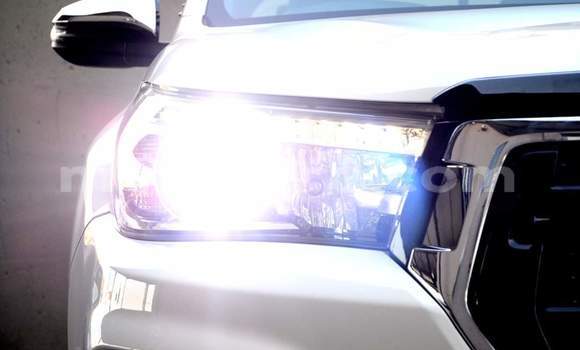 Comprar Usado Toyota Hilux Branco Carro em Maputo em Maputo Comprar Usado Toyota Hilux Branco Carro em Maputo em Maputo