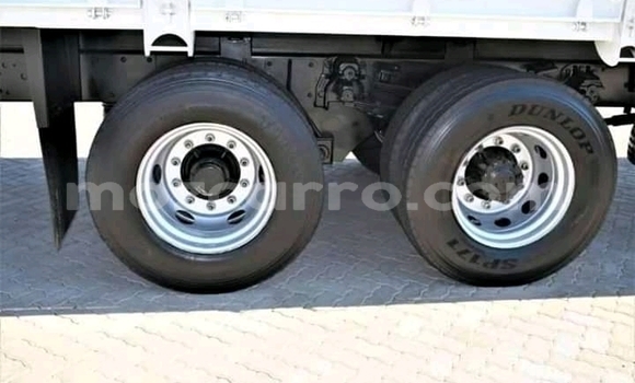 Buy Used Hino 300 Series White Truck in Boane in Maputo Buy Used Hino 300 Series White Truck in Boane in Maputo
