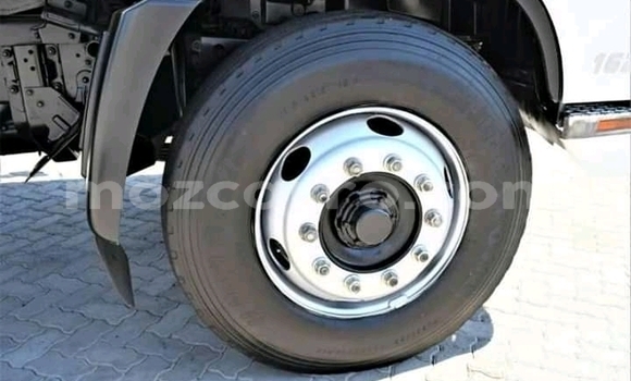 Buy Used Hino 300 Series White Truck in Boane in Maputo Buy Used Hino 300 Series White Truck in Boane in Maputo