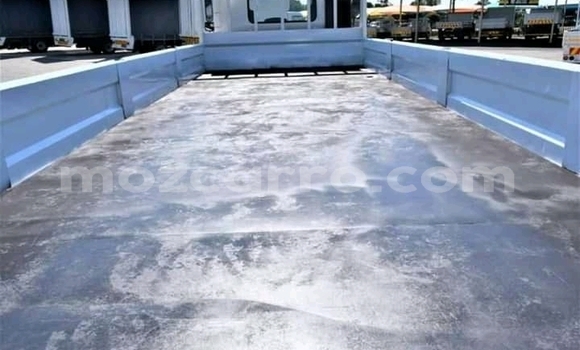 Buy Used Hino 300 Series White Truck in Boane in Maputo Buy Used Hino 300 Series White Truck in Boane in Maputo