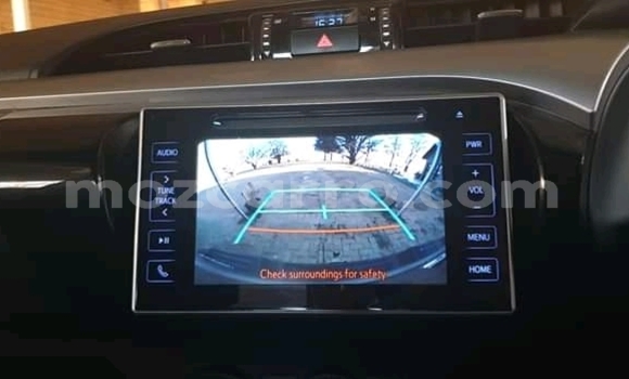 Buy Used Toyota Hilux Silver Car in Boane in Maputo Buy Used Toyota Hilux Silver Car in Boane in Maputo