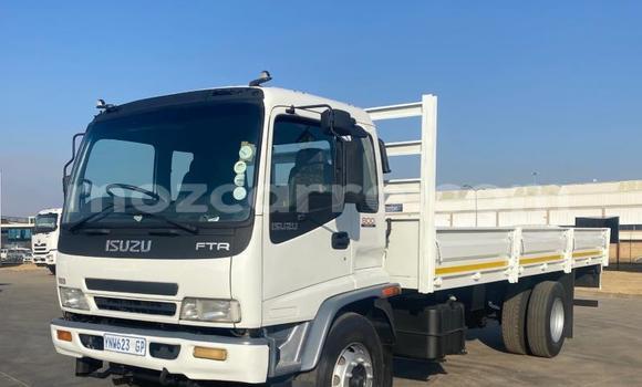 Buy Used Isuzu FTR 850 White Truck in Mocambique in Nampula Buy Used Isuzu FTR 850 White Truck in Mocambique in Nampula