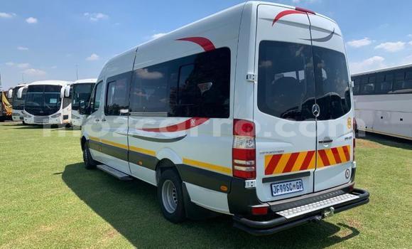 Buy Used Mercedes‒Benz Sprinter White Truck in Mocambique in Nampula Buy Used Mercedes‒Benz Sprinter White Truck in Mocambique in Nampula