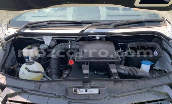 Buy Used Mercedes‒Benz Sprinter White Truck in Mocambique in Nampula Buy Used Mercedes‒Benz Sprinter White Truck in Mocambique in Nampula