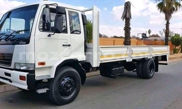 Buy Used Nissan UD White Truck in Beira in Sofala Buy Used Nissan UD White Truck in Beira in Sofala