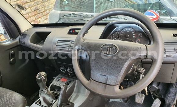 Nunua Ilio tumika TATA Estate Nyeupe Gari ndani ya Beira nchini Sofala Nunua Ilio tumika TATA Estate Nyeupe Gari ndani ya Beira nchini Sofala