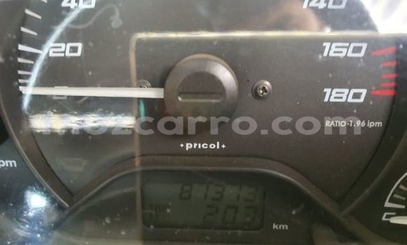 Nunua Ilio tumika TATA Estate Nyeupe Gari ndani ya Beira nchini Sofala Nunua Ilio tumika TATA Estate Nyeupe Gari ndani ya Beira nchini Sofala