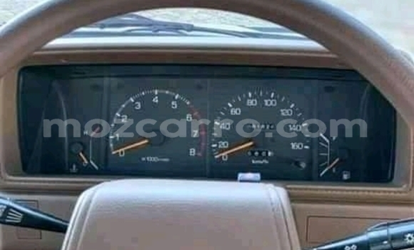 Tenga Tsaru Toyota Hilux Chena Mota in Chemba in Sofala Tenga Tsaru Toyota Hilux Chena Mota in Chemba in Sofala