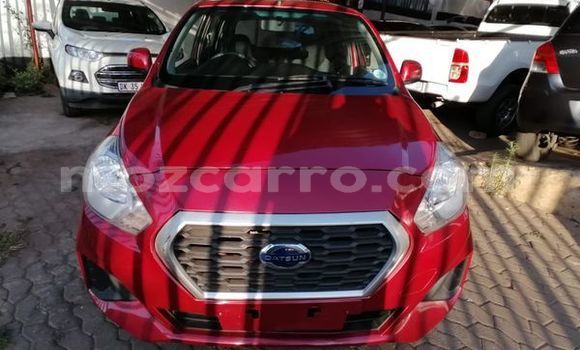 Nunua Ilio tumika Datsun GO Nyekundu Gari ndani ya Beira nchini Sofala