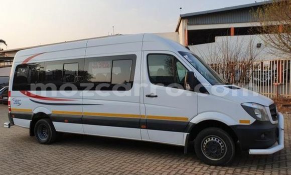 Buy Used Mercedes‒Benz Sprinter White Truck in Will change in Tete Buy Used Mercedes‒Benz Sprinter White Truck in Will change in Tete