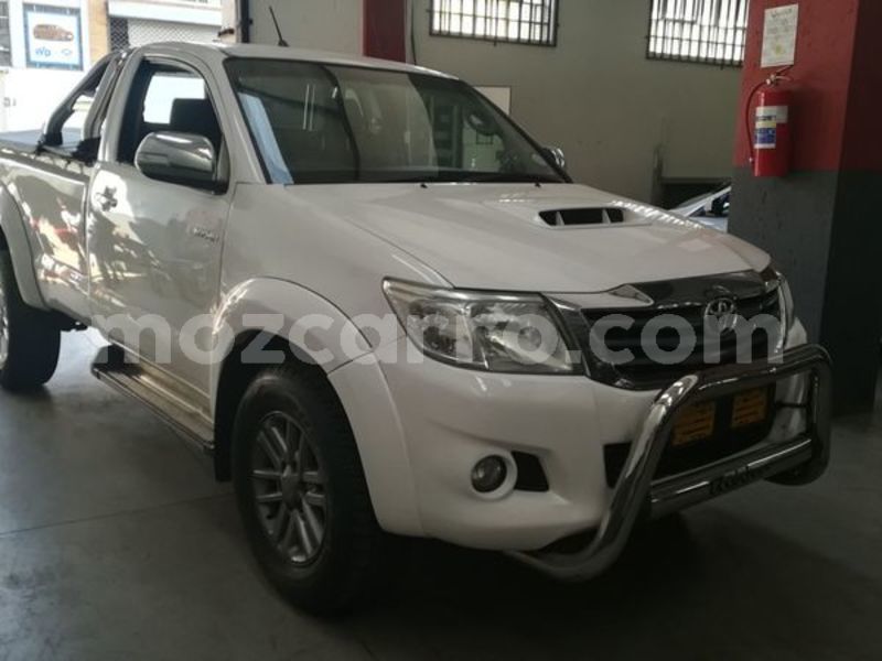 Big with watermark toyota hilux sofala beira 8336