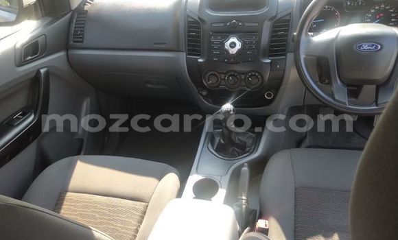 Comprar Usado Ford Ranger Prata Carro em Beira em Sofala Comprar Usado Ford Ranger Prata Carro em Beira em Sofala