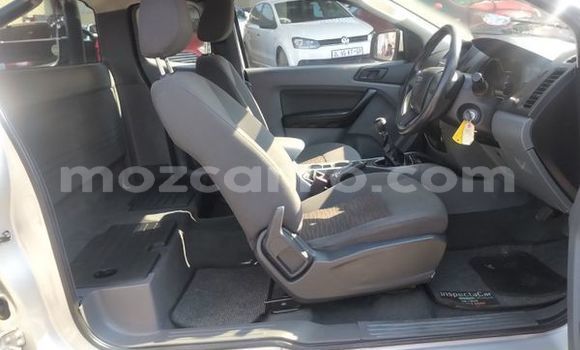 Comprar Usado Ford Ranger Prata Carro em Beira em Sofala Comprar Usado Ford Ranger Prata Carro em Beira em Sofala