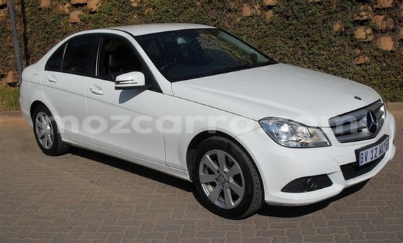 Buy Used Mercedes‒Benz C-Class White Car in Will change in Tete Buy Used Mercedes‒Benz C-Class White Car in Will change in Tete