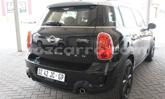 Buy Used MINI Countryman Black Car in Will change in Tete Buy Used MINI Countryman Black Car in Will change in Tete