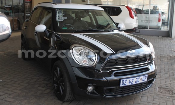 Buy Used MINI Countryman Black Car in Will change in Tete Buy Used MINI Countryman Black Car in Will change in Tete