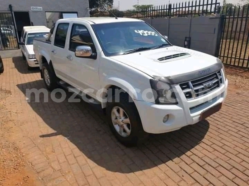 Big with watermark isuzu kb sofala beira 8350