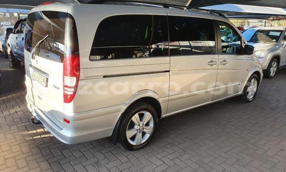 Comprar Usado Mercedes‒Benz Viano Prata Carro em Mutarara em Tete Comprar Usado Mercedes‒Benz Viano Prata Carro em Mutarara em Tete