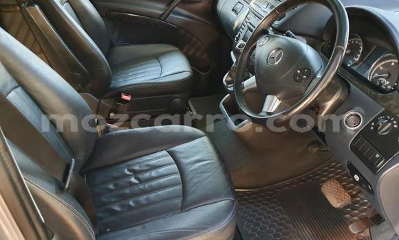 Comprar Usado Mercedes‒Benz Viano Prata Carro em Mutarara em Tete Comprar Usado Mercedes‒Benz Viano Prata Carro em Mutarara em Tete