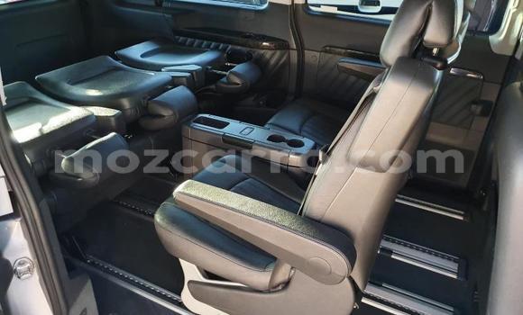 Comprar Usado Mercedes‒Benz Viano Prata Carro em Mutarara em Tete Comprar Usado Mercedes‒Benz Viano Prata Carro em Mutarara em Tete