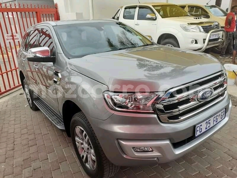 Big with watermark ford everest nampula mocambique 8356