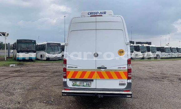 Comprar Usado Mercedes‒Benz Vito Branco Carro em Mutarara em Tete Comprar Usado Mercedes‒Benz Vito Branco Carro em Mutarara em Tete