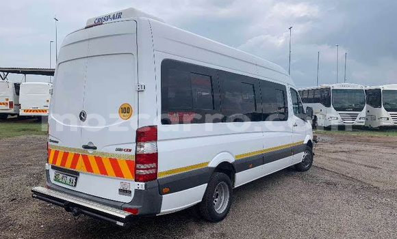 Comprar Usado Mercedes‒Benz Vito Branco Carro em Mutarara em Tete Comprar Usado Mercedes‒Benz Vito Branco Carro em Mutarara em Tete