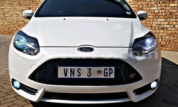 Buy Used Ford Focus White Car in Mocambique in Nampula Buy Used Ford Focus White Car in Mocambique in Nampula