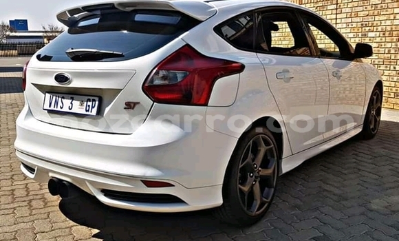 Tenga Tsaru Ford Focus Chena Mota in Mocambique in Nampula Tenga Tsaru Ford Focus Chena Mota in Mocambique in Nampula