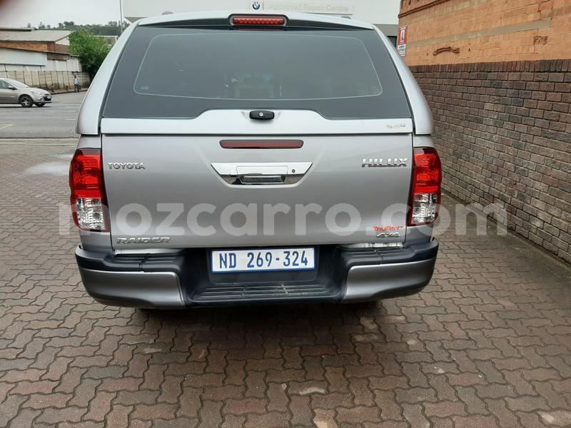 Big with watermark toyota hilux tete mutarara 8360