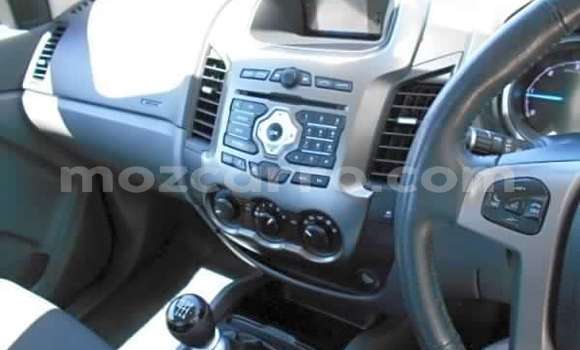 Comprar Usado Ford Ranger Azul Carro em Mutarara em Tete Comprar Usado Ford Ranger Azul Carro em Mutarara em Tete