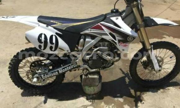 Buy Used Honda CRF 450X White Moto in Maputo in Maputo Buy Used Honda CRF 450X White Moto in Maputo in Maputo