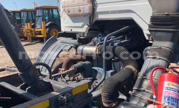 Buy Used Mercedes‒Benz Tipper White Truck in Will change in Tete Buy Used Mercedes‒Benz Tipper White Truck in Will change in Tete