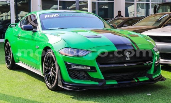 Comprar Importar Ford Mustang Verde Carro em Import - Dubai em Cabo Delgado