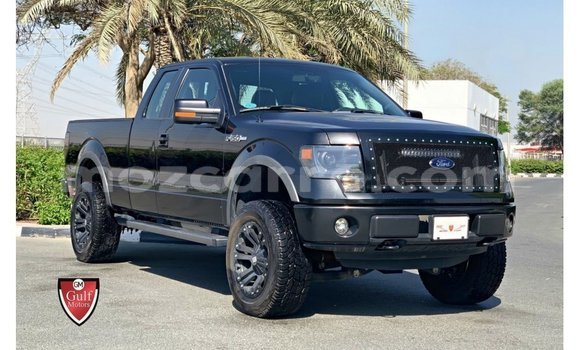 Comprar Importar Ford Club Wagon Preto Carro em Import - Dubai em Cabo Delgado