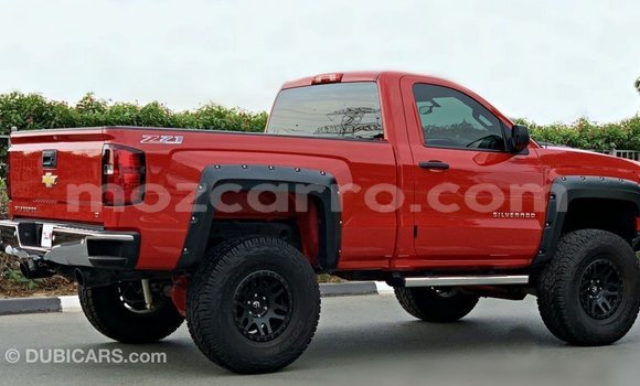 Tenga Imported Chevrolet Silverado Tsvuku Mota in Import - Dubai in Cabo Delgado Tenga Imported Chevrolet Silverado Tsvuku Mota in Import - Dubai in Cabo Delgado