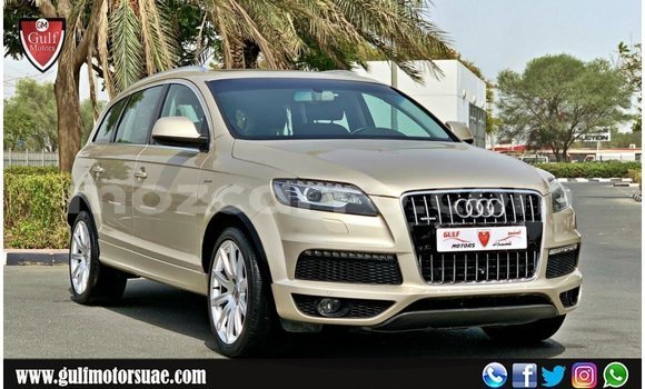 Comprar Importar Audi Q7 De outros Carro em Import - Dubai em Cabo Delgado