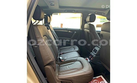 Tenga Imported Audi Q7 Zvimwe Mota in Import - Dubai in Cabo Delgado Tenga Imported Audi Q7 Zvimwe Mota in Import - Dubai in Cabo Delgado