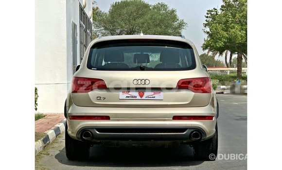Tenga Imported Audi Q7 Zvimwe Mota in Import - Dubai in Cabo Delgado Tenga Imported Audi Q7 Zvimwe Mota in Import - Dubai in Cabo Delgado