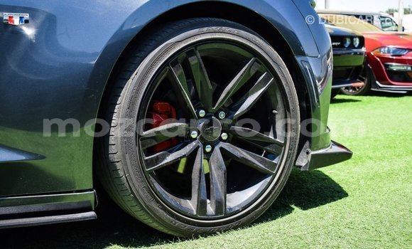 Tenga Imported Chevrolet Camaro Zvimwe Mota in Import - Dubai in Cabo Delgado Tenga Imported Chevrolet Camaro Zvimwe Mota in Import - Dubai in Cabo Delgado