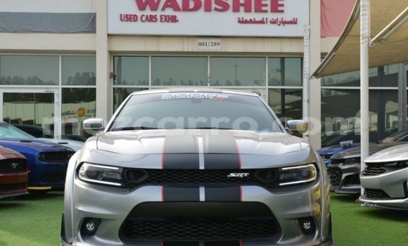 Comprar Importar Dodge Charger De outros Carro em Import - Dubai em Cabo Delgado