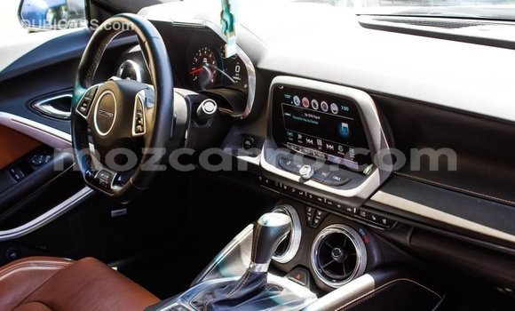 Tenga Imported Chevrolet Camaro Zvimwe Mota in Import - Dubai in Cabo Delgado Tenga Imported Chevrolet Camaro Zvimwe Mota in Import - Dubai in Cabo Delgado