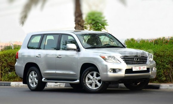 Comprar Importar Lexus LX De outros Carro em Import - Dubai em Cabo Delgado