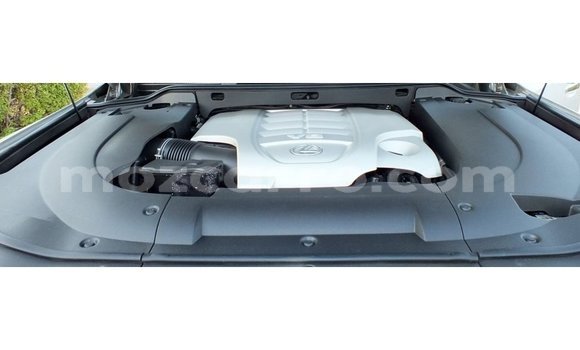 Tenga Imported Lexus LX Zvimwe Mota in Import - Dubai in Cabo Delgado Tenga Imported Lexus LX Zvimwe Mota in Import - Dubai in Cabo Delgado